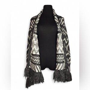 Victoria's Secret Wool Blend Zig Zag Fringe Open Chunky Boho Scarf Sweater Small